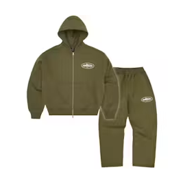 Corteiz Island Puff Print Tracksuit Olive